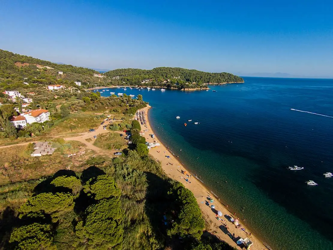 Η παραλία της Αγίας Παρασκευής, Σκιάθος