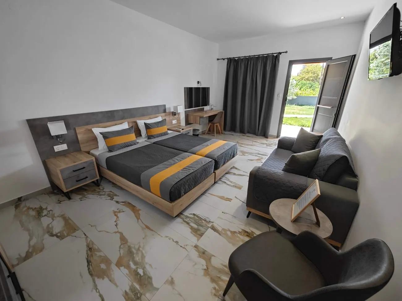 Ground-floor suites · Cabana Skiathos